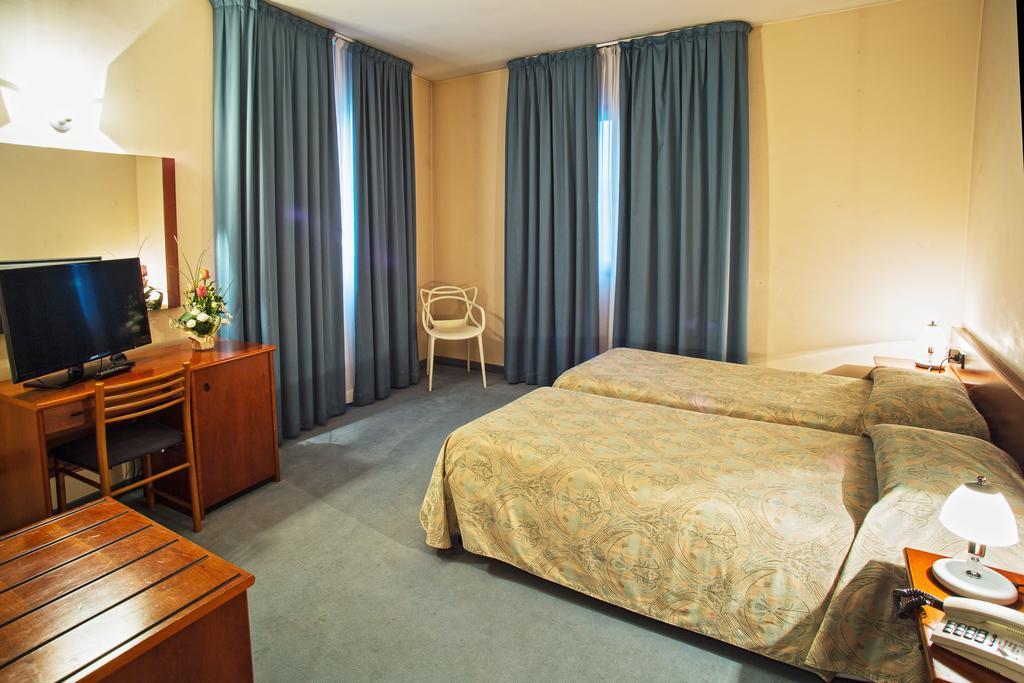 Albergo Centrale Trebaseleghe Room photo